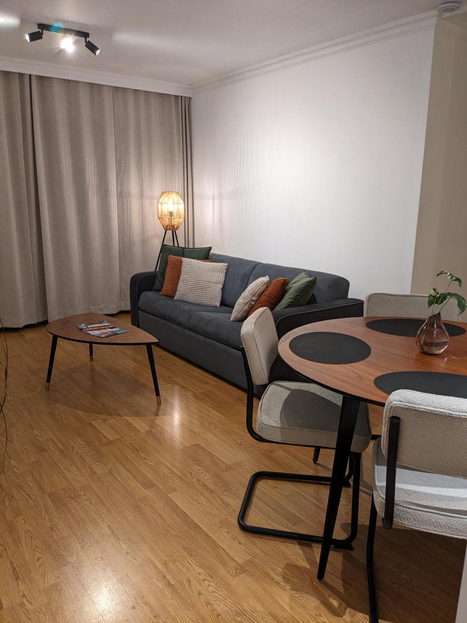 Vista Linda, Leuk Appartement Vlak Bij Zeedijk En Strand Oostende Exterior foto