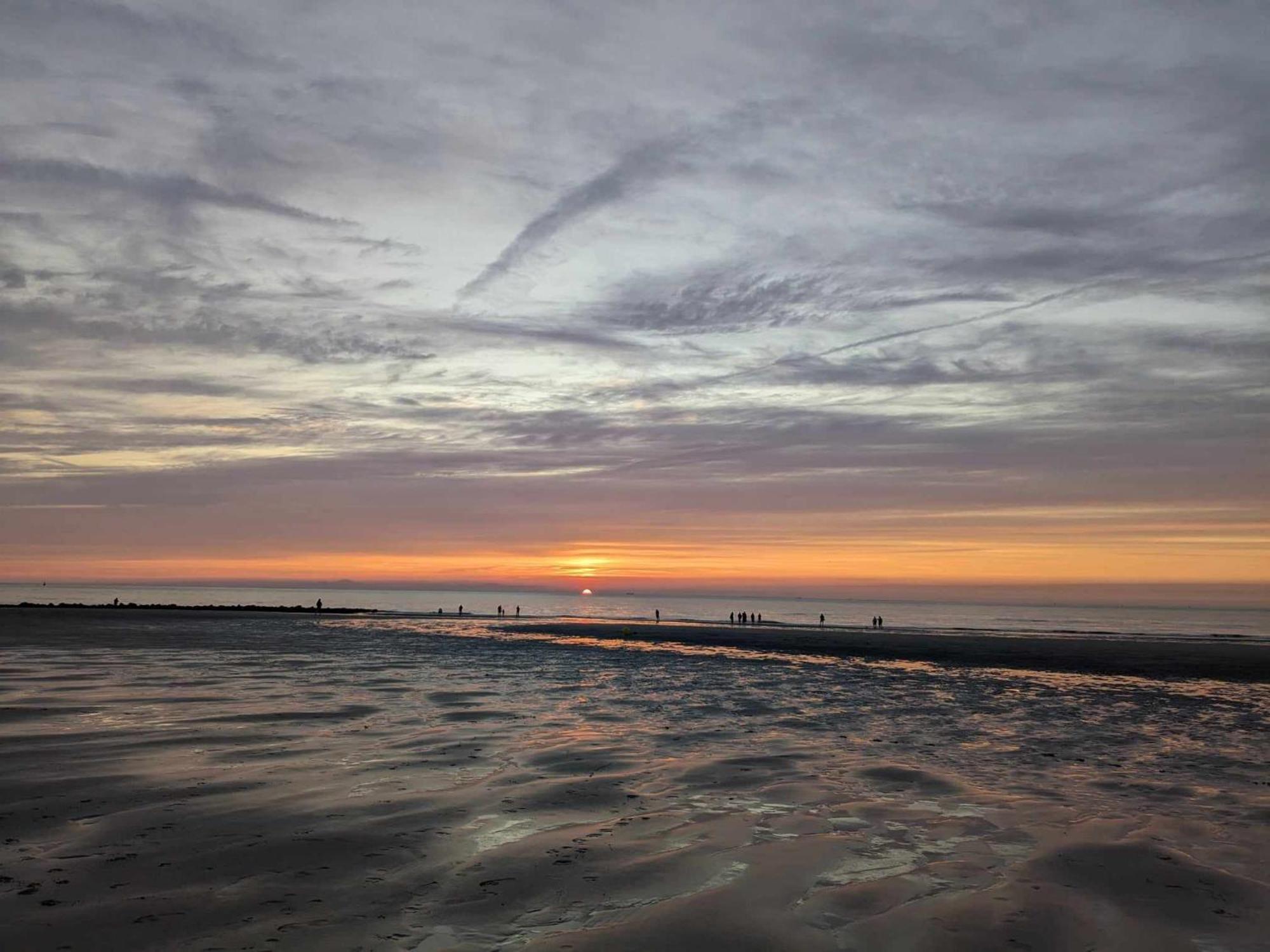 Vista Linda, Leuk Appartement Vlak Bij Zeedijk En Strand Oostende Exterior foto